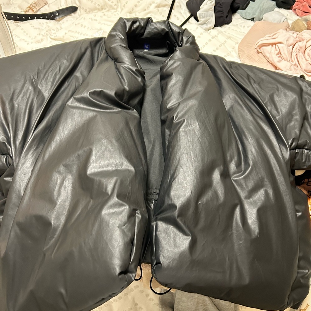 Yzy Gap puffer